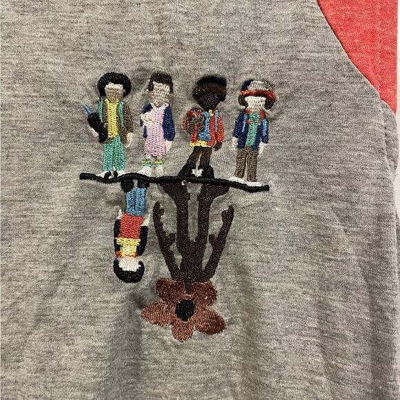 Stranger Things Netflix Official Gray and Red Embroidered Cast Casual Tank Top - Picture 2 of 6